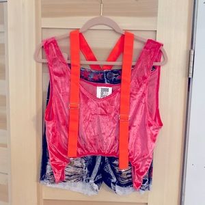 Harley Quinn costume with wig. Never worn just tried on. XL